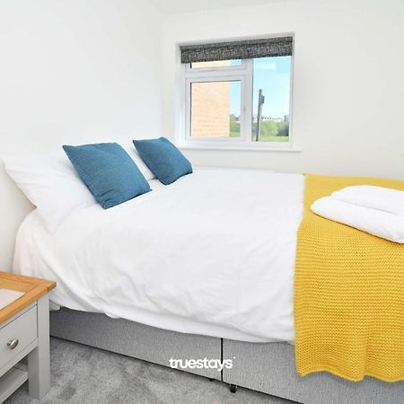 Regal House By True Stays - 3 Bedroom House In Stoke-On-Trent Eksteriør bilde