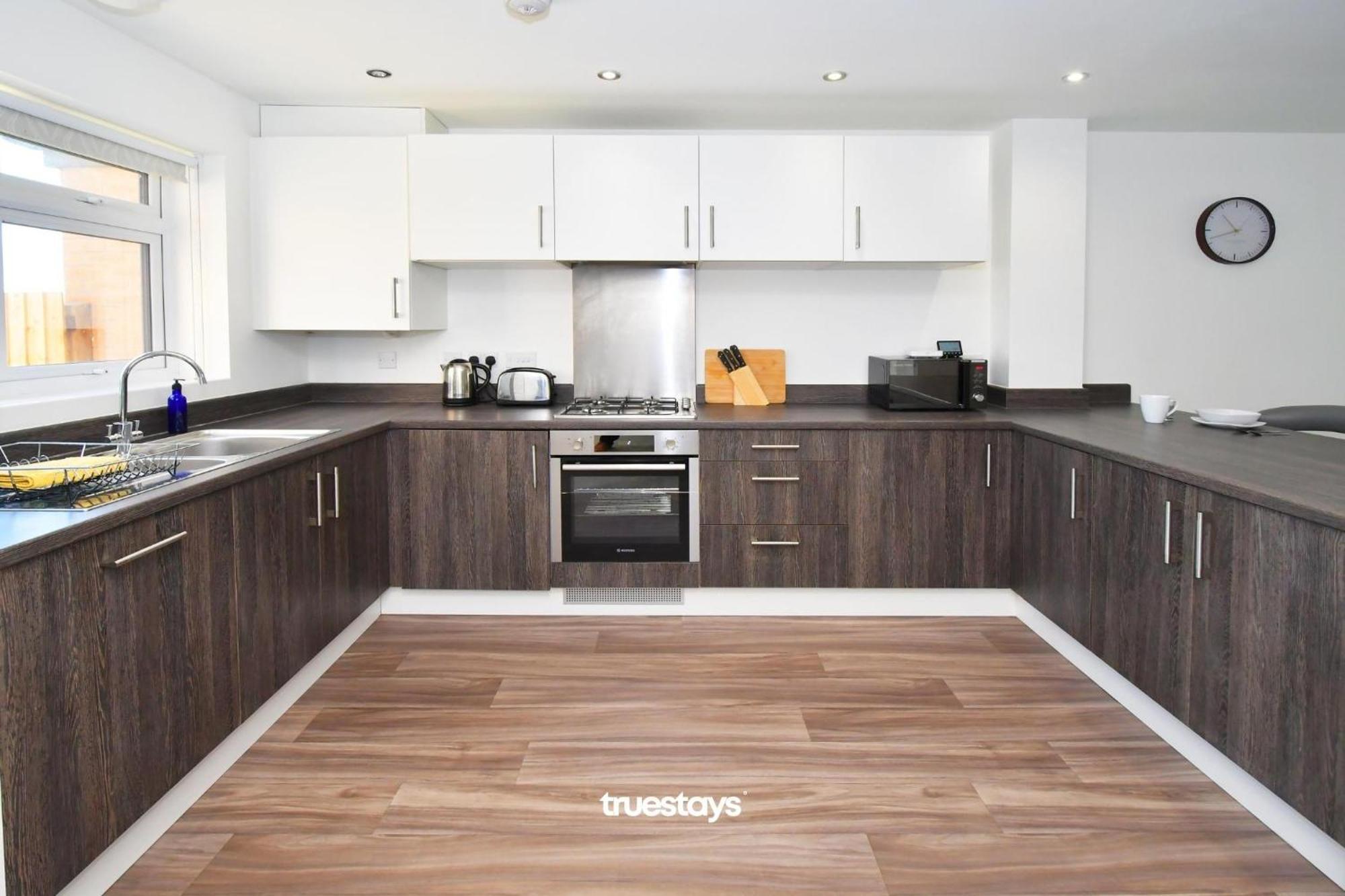 Regal House By True Stays - 3 Bedroom House In Stoke-On-Trent Eksteriør bilde