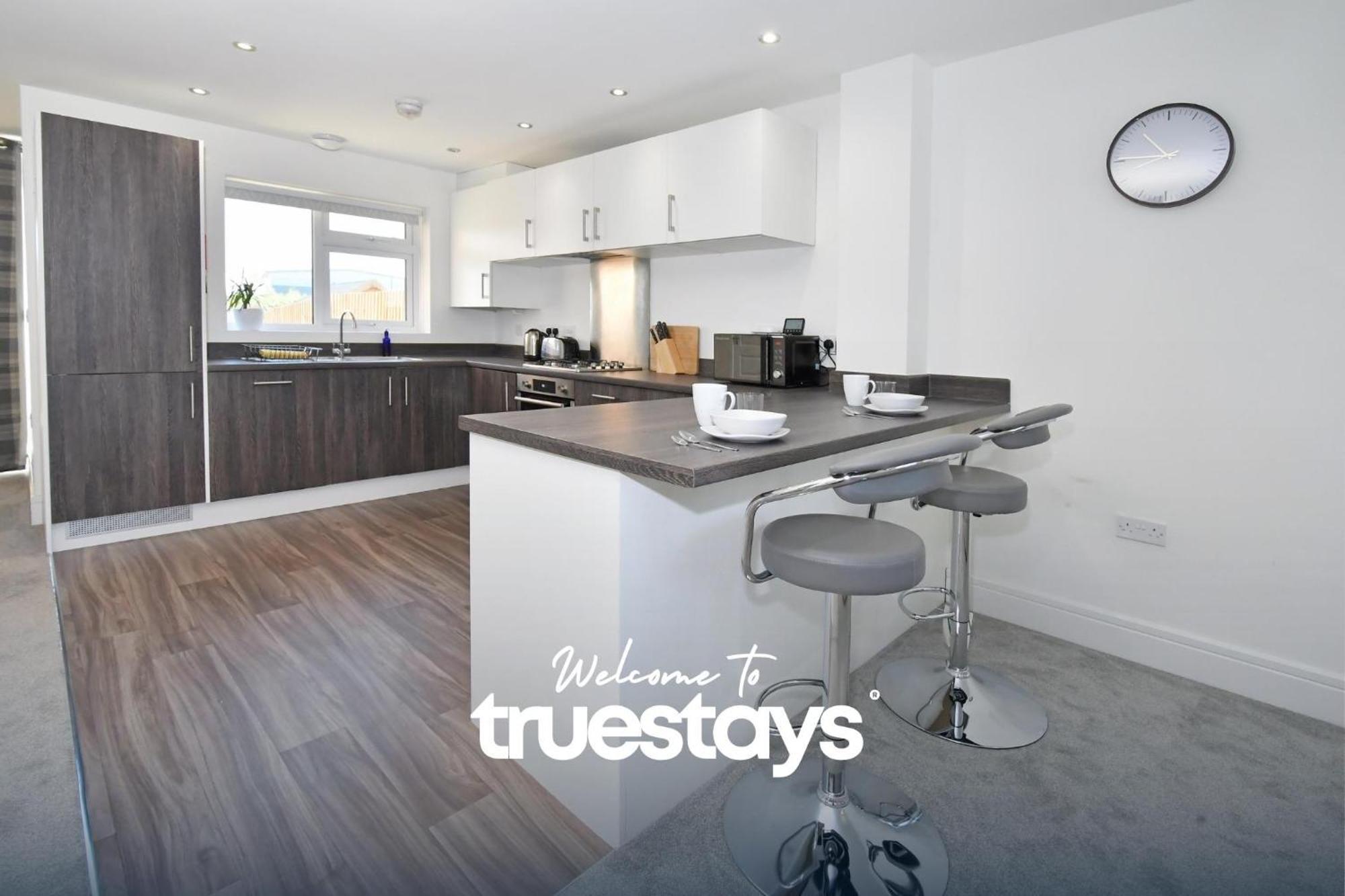 Regal House By True Stays - 3 Bedroom House In Stoke-On-Trent Eksteriør bilde