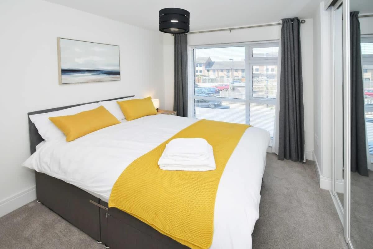 Regal House By True Stays - 3 Bedroom House In Stoke-On-Trent Eksteriør bilde